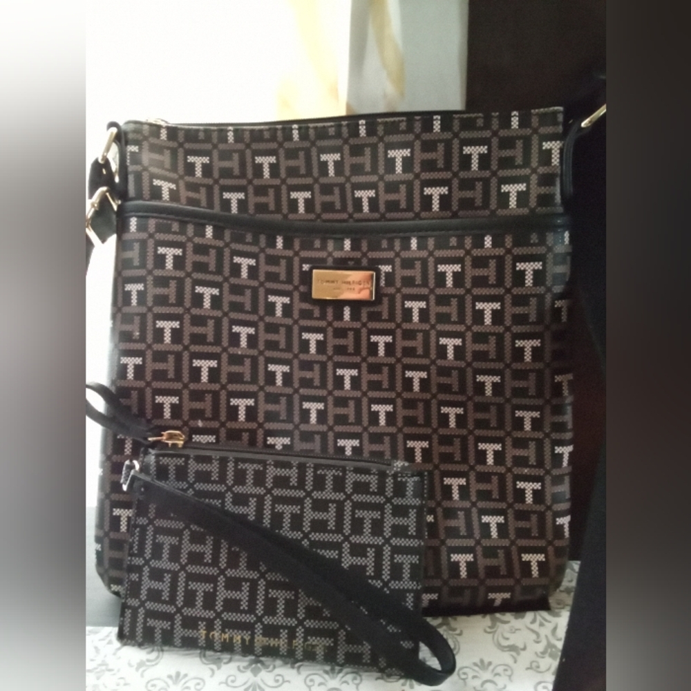 Tommy Hilfiger Black and Brown Crossbody Bag Set